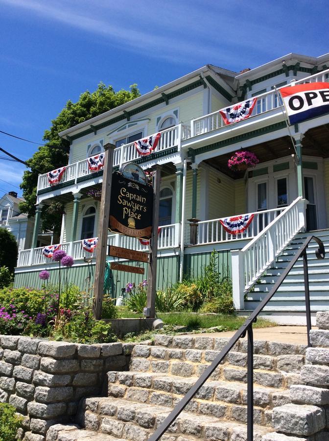 Captain Sawyer'S Bed And Breakfast Бутбей Харбър Екстериор снимка