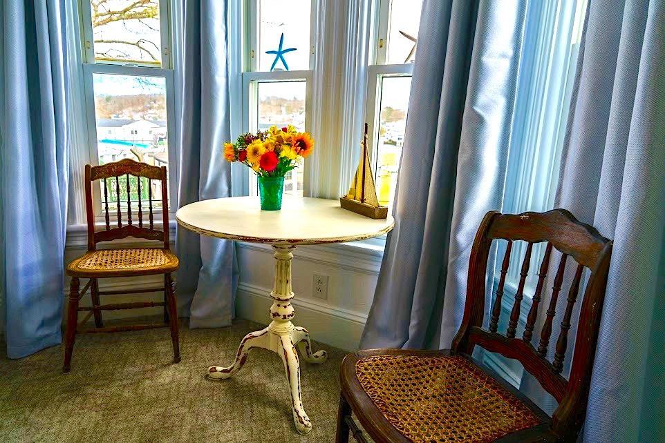 Captain Sawyer'S Bed And Breakfast Бутбей Харбър Екстериор снимка